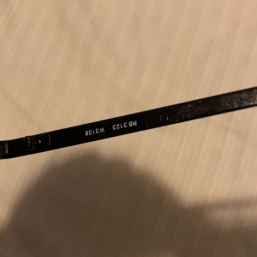 Rayaban sunglasses - Picture 4 of 6